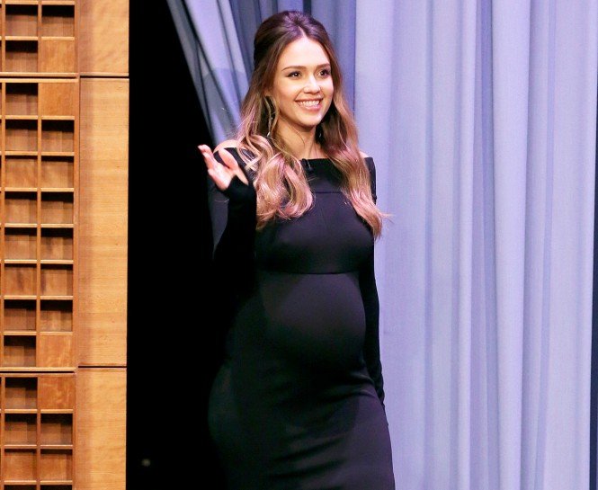 JESSICA ALBA ÜÇÜNCÜ ÇOCUĞUNA KAVUŞTU
