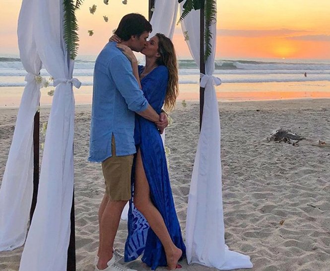 ÜNLÜ İSİMLERİN SEVGİLİLER GÜNÜ PAYLAŞIMLARI