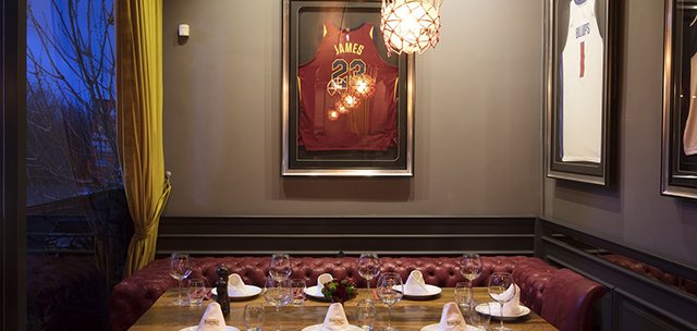 ŞEHRİN YENİ LEZZET NOKTASI: BASKQET STEAKHOUSE & SPORTS BAR