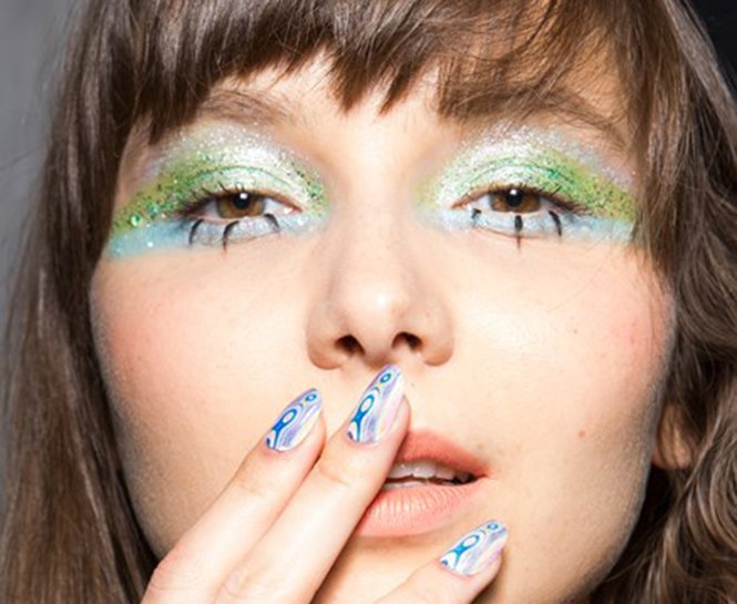 BU BAHAR HER YERDE GÖRECEĞİNİZ OJE RENKLERİ