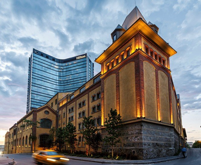 HİLTON İSTANBUL BOMONTİ’DE LEZZETLİ BULUŞMALAR 1