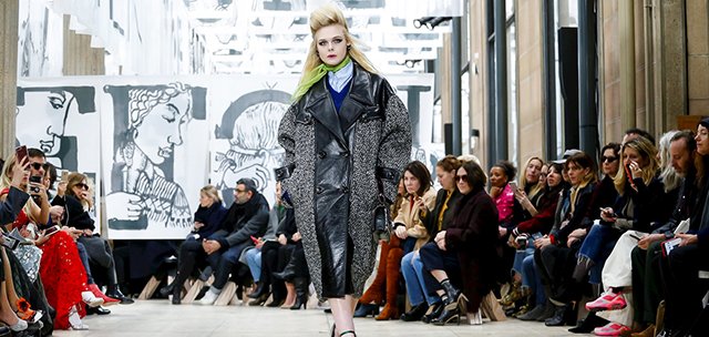 MIU MIU SONBAHAR/KIŞ 2018-19 DEFİLESİNİN DİKKAT ÇEKEN DETAYLARI