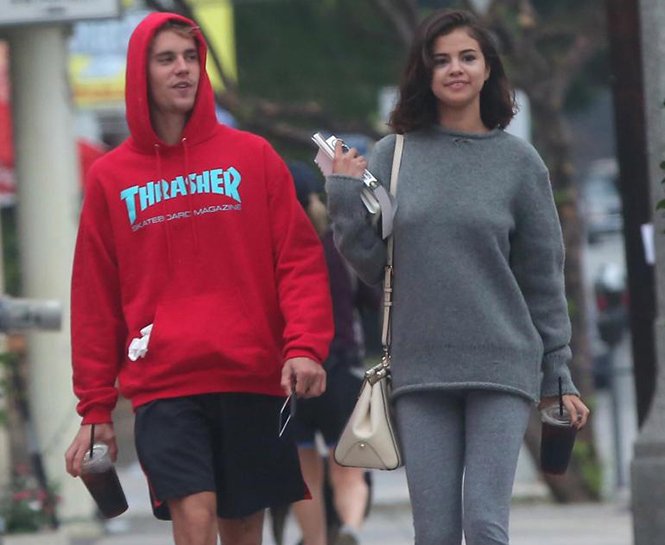 SELENA GOMEZ VE JUSTIN BIEBER İLİŞKİLERİNE ARA VERDİ
