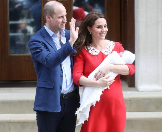 KATE MIDDLETON VE PRENS WILLIAM ÜÇÜNCÜ ÇOCUKLARINA KAVUŞTU