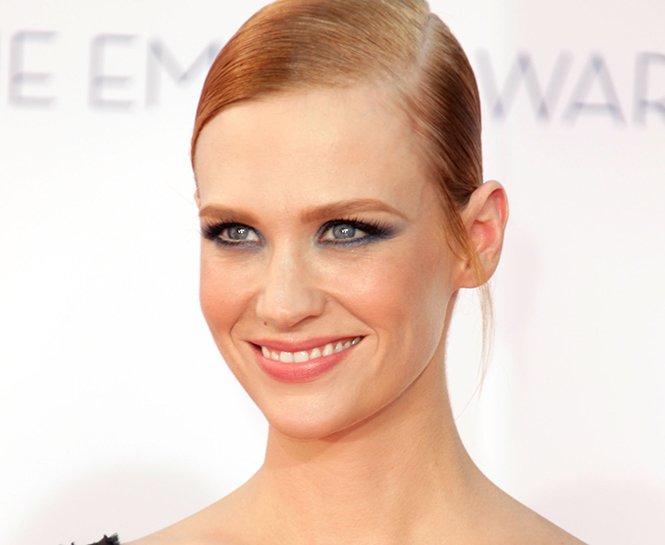 YÜZÜNÜZDE BAHAR ENERJİSİNİ YANSITACAK ŞEFTALİ TONLARINDA 7 RUJ