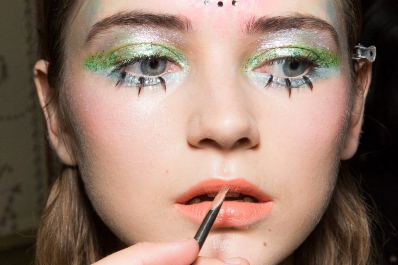 En Koyu Sivilce Lekelerinizi Bile Kapatacak 8 Yeşil Concealer