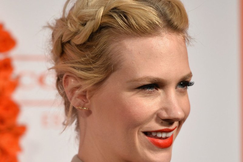 Kısa Saçlar İçin Yapımı Basit Örgü Modelleri