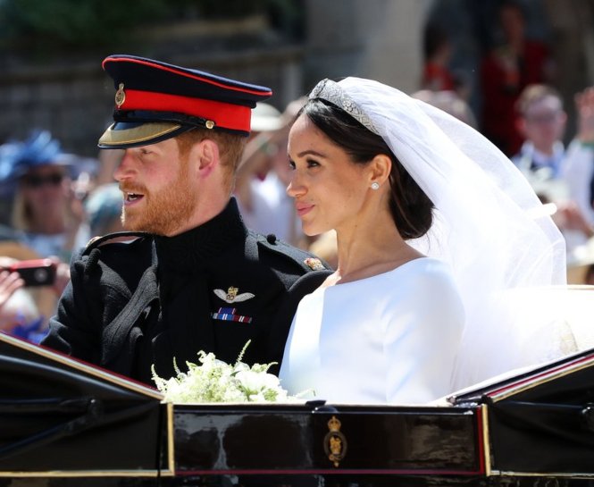 MEGHAN MARKLE VE PRENS HARRY EVLENDİ