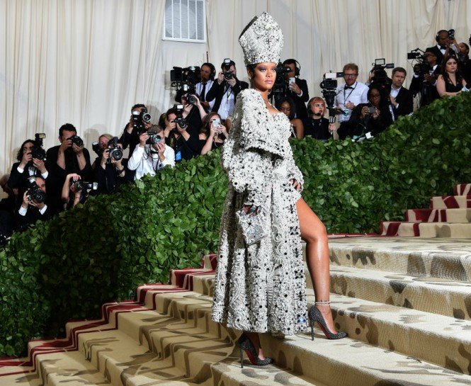 MET GALA 2018 EN İYİ GÖRÜNÜMLER