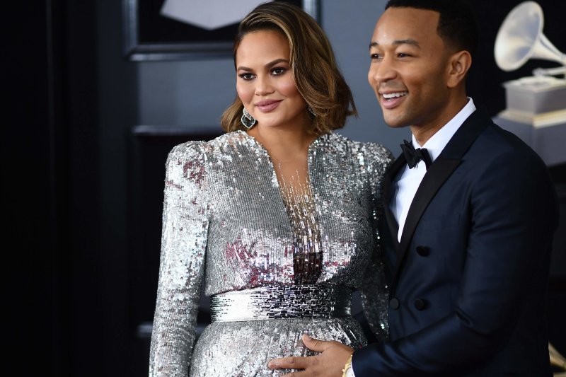 Chrissy Teigen’in Doğum Sonrası Güzellik Sırrı