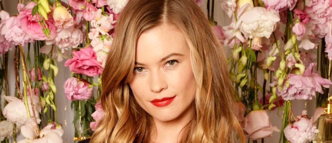 Tüm Yaz Kullanabileceğiniz İçeriğinde Hindistan Cevizi Bulunduran Güzellik Ürünleri