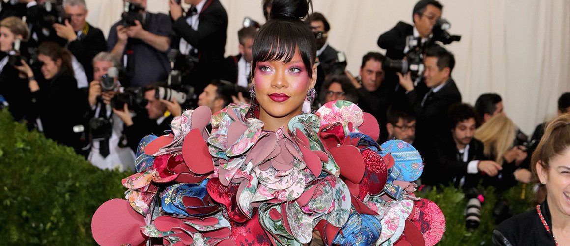 Güzellik Görünümleri Konusunda Cesur Olan Ünlü Yıldızlar