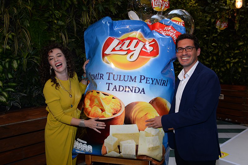 Demet Evgar Türkiye’nin Yeni Lay’s Yerel Lezzetini Açıkladı