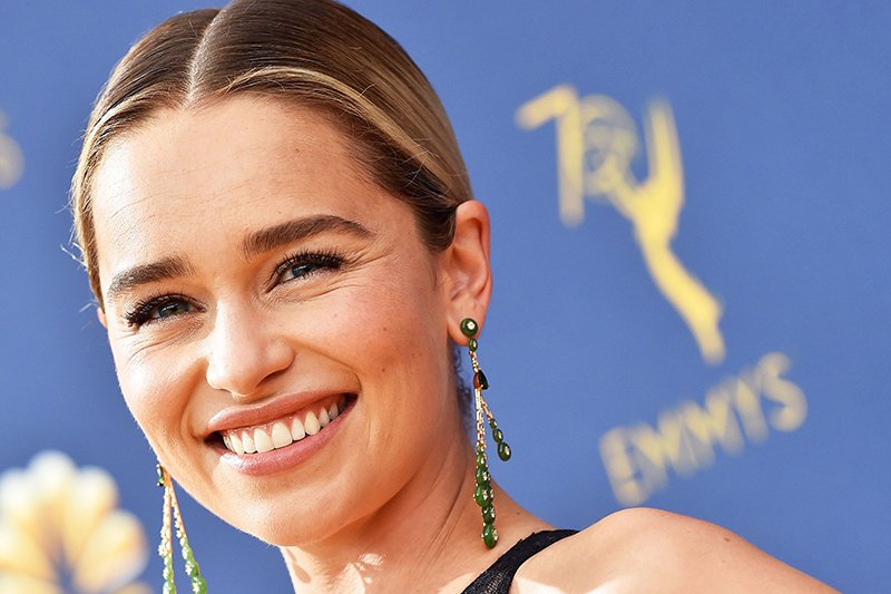 Emilia Clarke’ın Game Of Thrones Dövmesi