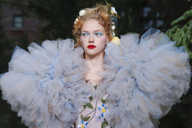 Trend Alarmı: Mat Kırmızı Kadife Dudaklar