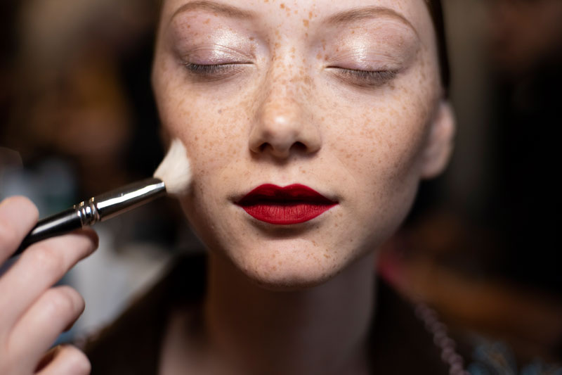 Allık Konusunda Herkesin Yaptığı 5 Hata