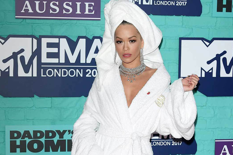 Yağ Emici Mendiller Sivilceye Neden Olabilir Mi?