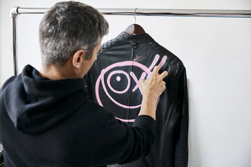 Grafiti Sanatçısı André Saraiva’dan Mango Man Koleksiyonu