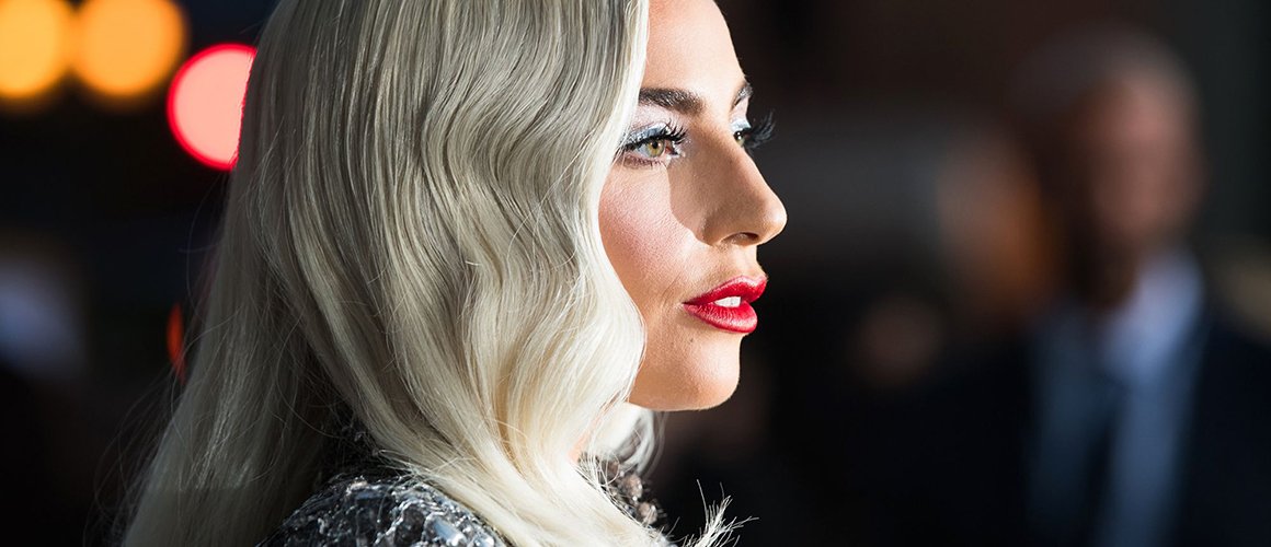 Ünlü İsimlerden İlhamla Yılbaşı İçin 10 Güzellik Görünümü Önerisi