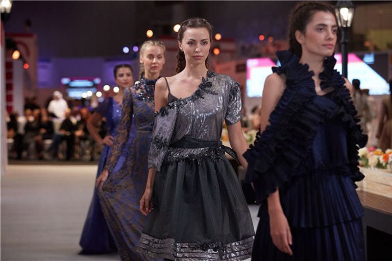 Özlem Süer Yeni Koleksiyonunu Katar’da Sergiledi