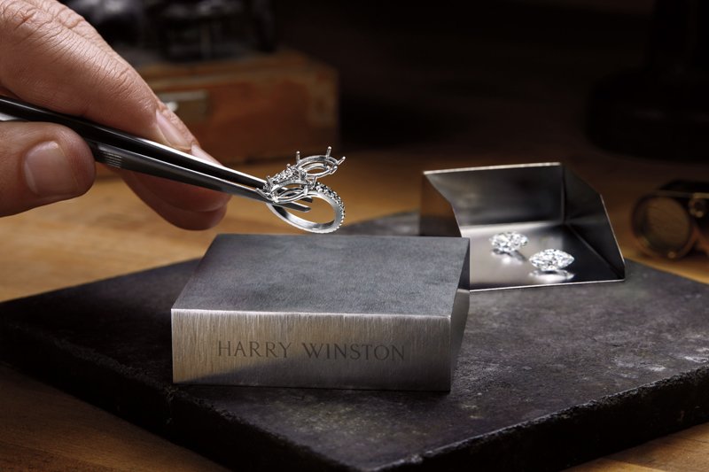 Harry Winston, Yeni Pırlanta Evlilik Yüzüğü Kapsül Koleksiyonunu Sunar!
