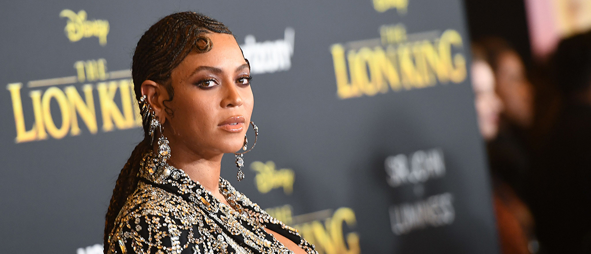Beyonce’nin The Lion King Prömiyerindeki Etkileyici Görünümü