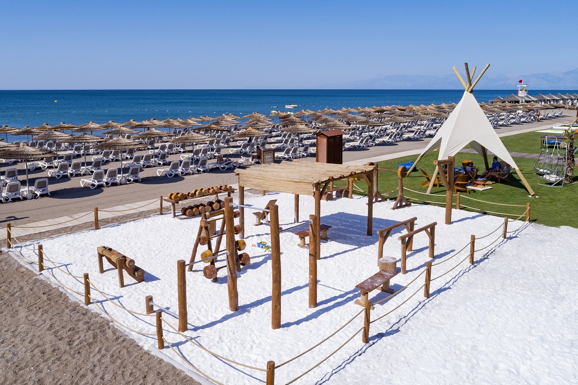 Titanic Deluxe Gold Belek’de Tatilin Tam Zamanı