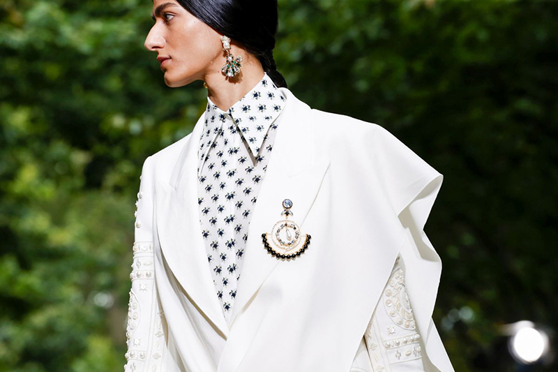 Erdem İlkbahar/Yaz 2020 Defilesinden Öne Çıkan Görünümler