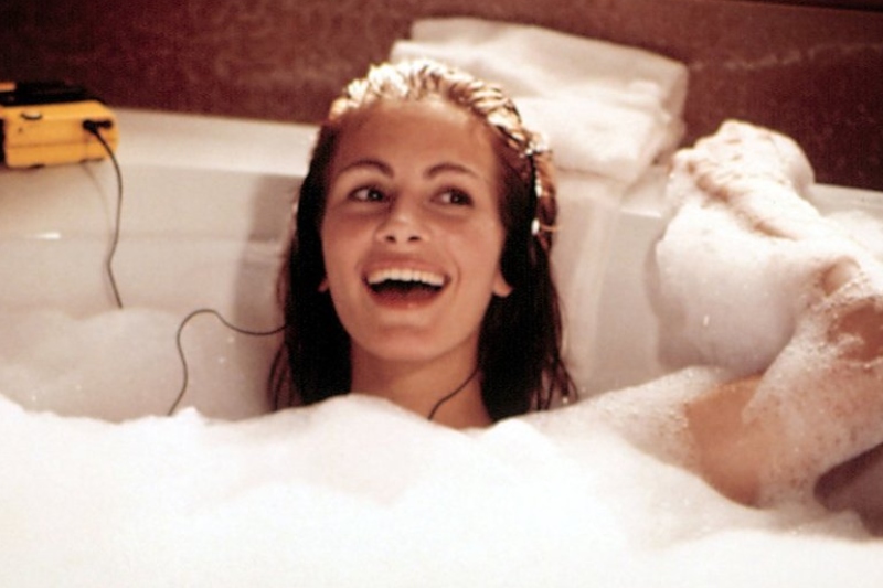 Tıpkı Kleopatra Gibi Süt Banyosu ile Güzelleşin