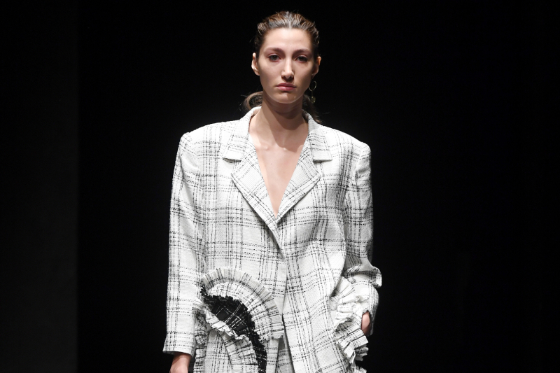 Mercedes-Benz Fashion Week Istanbul’un İlk Defilesi Natalie Kolyozyan