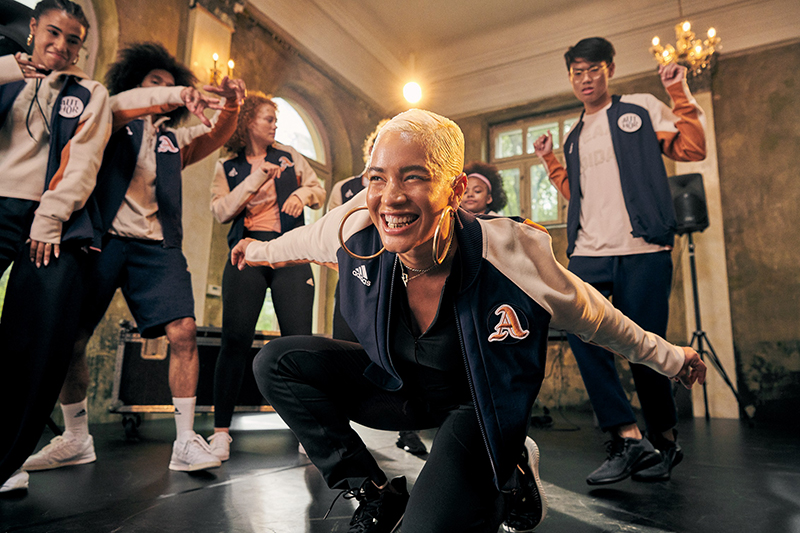 Adidas’ın Yeni Kolej Ceketi VRCT ile  Kendini İfade Et