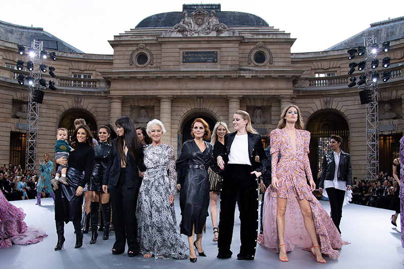 Rachel Araz Kiresepi Le Défilé Sahnesinde Türk Kadınını Temsil Etti