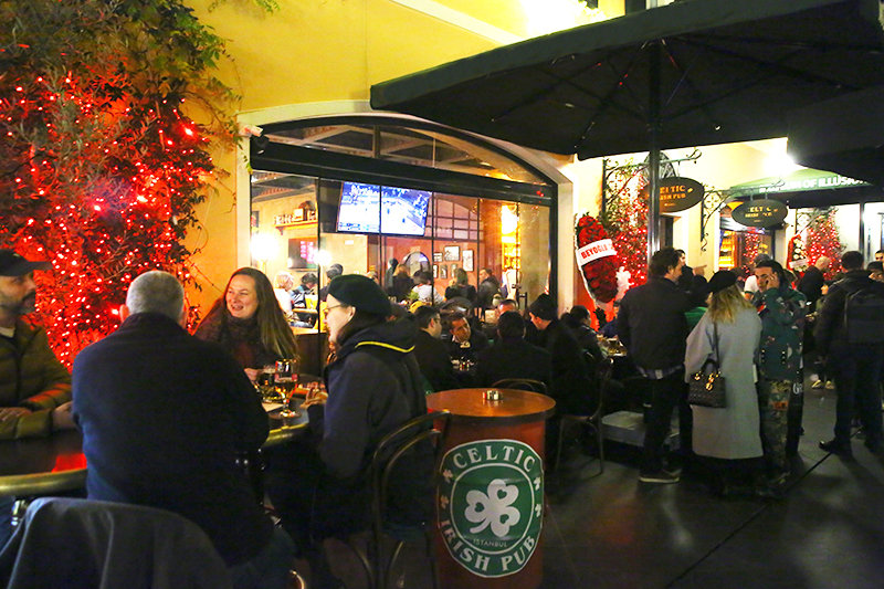 Celtic Irish Sports Pub Kapılarını Açtı