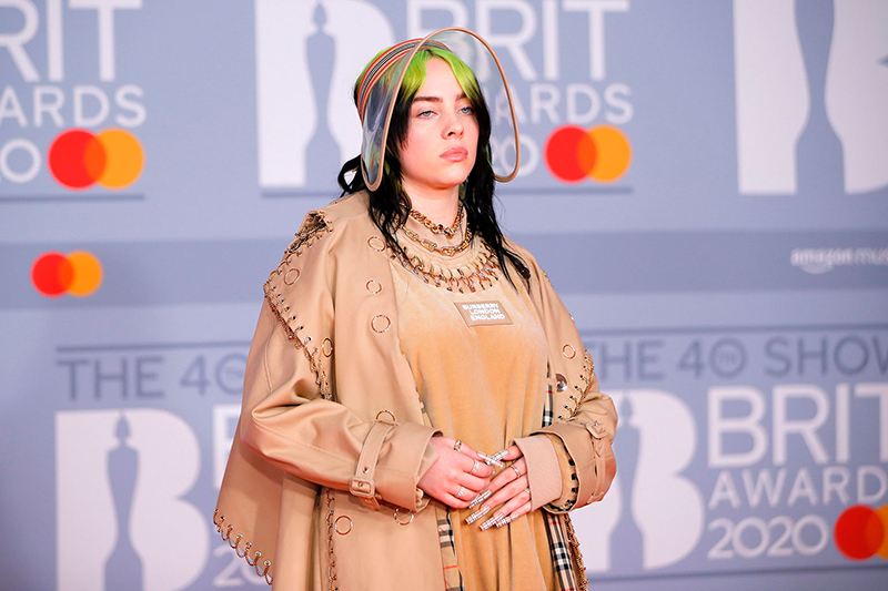 BRIT Awards 2020’den Öne Çıkan Görünümler