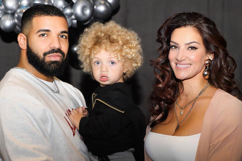 Drake İlk Kez Oğluyla Fotoğraf Paylaştı