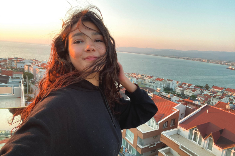 Karantina Günlükleri: Aybüke Pusat