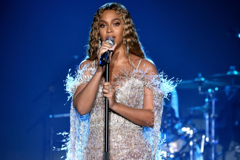 Beyonce Görsel Bir Albüm Çıkarmaya Hazırlanıyor
