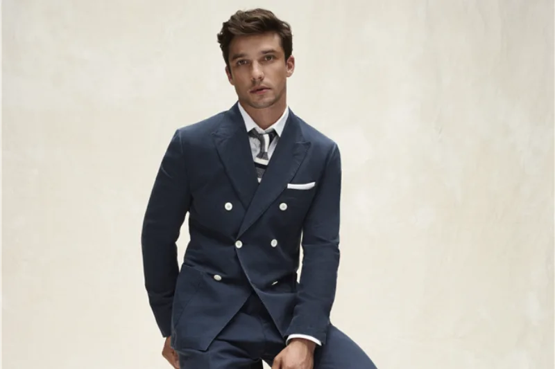 Tommy Hilfiger Tailored Koleksiyonu İçin Yeni Lisansör