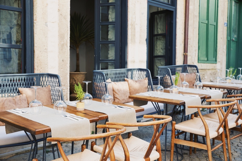 Alaçatı’da Taze ve Yalın Bir Lezzet Deneyimi: Kuyu Alaçatı