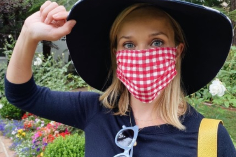 Alışveriş Listelerinin Gözdesi: Baskılı Yüz Maskeleri