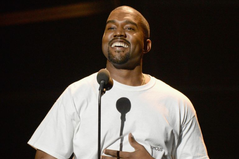 Kanye West Başkanlık Yarışından Çekildi