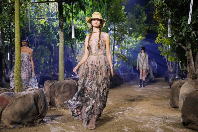 Pandemiden sonra moda dünyası nasıl değişecek?