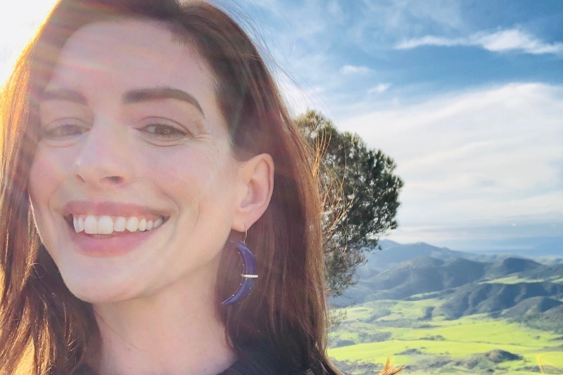 Anne Hathaway’den Yeni Romantik Komedi Film: Lockdown