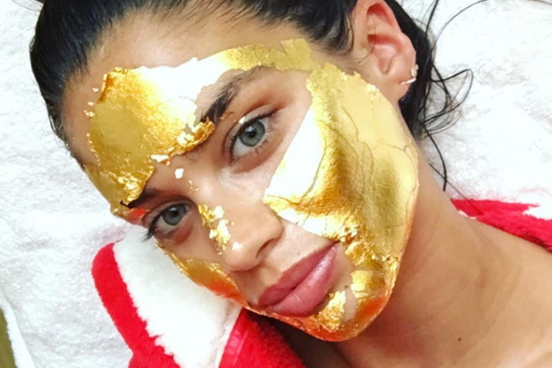 Evde Tekrar Kullanılabilir Kağıt Maske Yapın