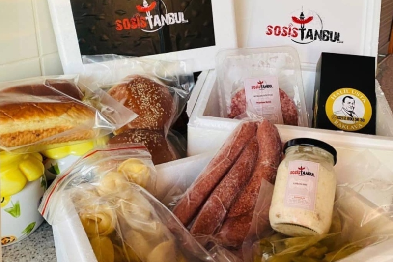 Lezzet Avcılarının Yeni Keşfi; SOSİSTANBUL