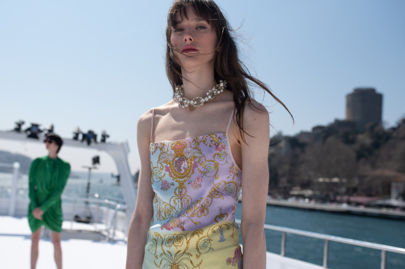 Beymen Yeni Sezonu İstanbul Boğazı’nda Karşıladı