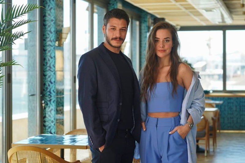 Bensu Soral ve Kubilay Aka’dan Yeni Dizi: Cam Tavanlar