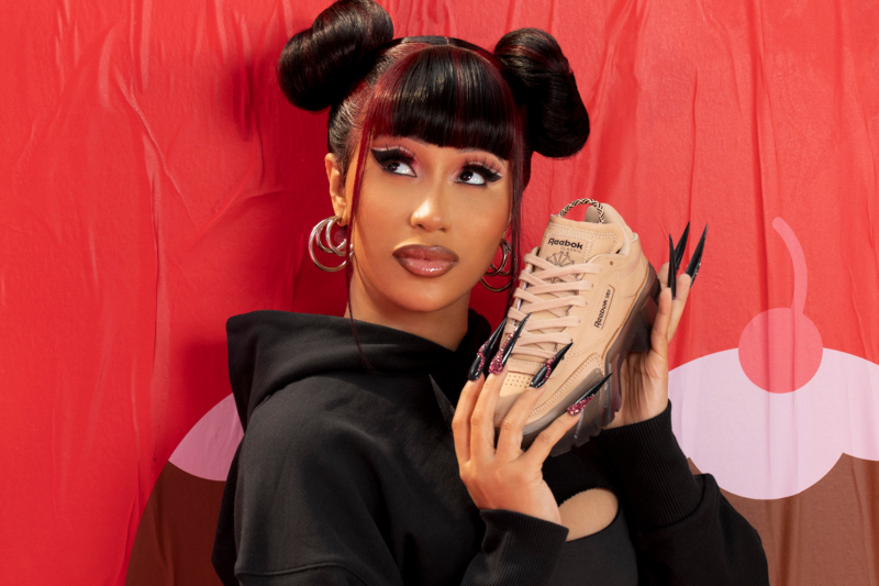 Reebok, Cardi B’nin Sıra Dışı Tarzını Hazır Giyime Taşıyor