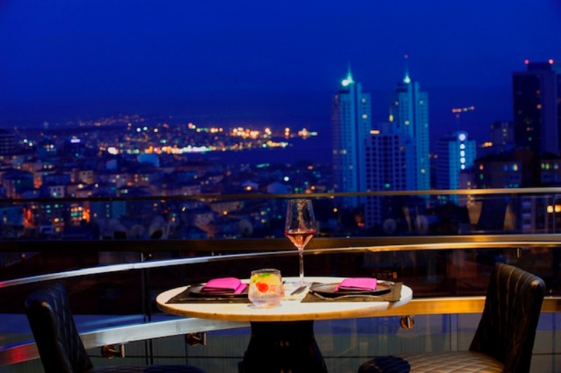 Ukiyo Restaurant & Bar Yaz Gecelerine Asya Esintisi Katıyor
