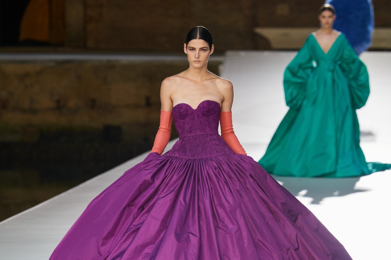 Valentino Sonbahar 2021 Couture Koleksiyonundan Öne Çıkanlar